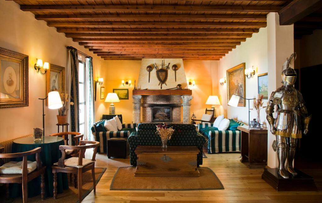 Posada Real Del Pinar Pozal De Gallinas Bagian luar foto